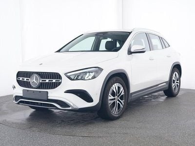 Gebraucht Mercedes GLA180 Progressive 136 PS (100 kW) 2024 Unilack polarweiß SUV