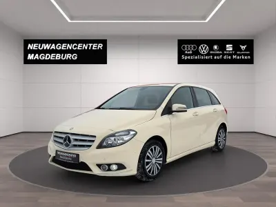 Brugt Mercedes B180 109 HK (80 kW) 2014 Gul MPV