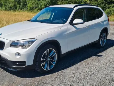 Gebraucht BMW X1 Sport Line 184 PS (135 kW) 2014 Weiß SUV