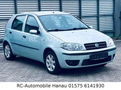 Usata Fiat Punto 80 CV (58 kW) 2004 Blu Utilitaria
