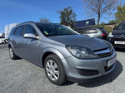 Używany Opel Astra Edition 140 KM (102 kW) 2010 Srebrny Kombi