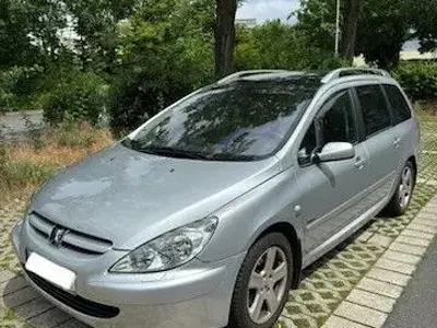 Gebraucht Peugeot 307 Premium 136 PS (100 kW) 2004 Silber Kombi