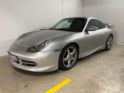 Porsche 911 Carrera
