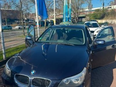 BMW 523
