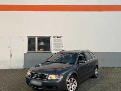 Gebraucht Audi A4 105 PS (77 kW) 2002 Grau Kombi