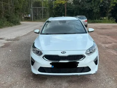 Gebraucht Kia Ceed 103 PS (75 kW) 2019 Weiß Kleinwagen