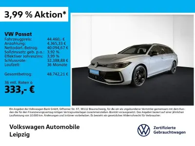 Gebraucht VW Passat Style 193 PS (141 kW) 2025 Silber Kombi