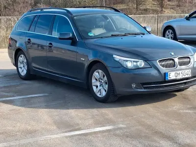 Gebraucht BMW 525 197 PS (144 kW) 2008 Schwarz Kombi