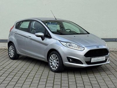 Usata Ford Fiesta Celebration 82 CV (60 kW) 2016 Argento Utilitaria