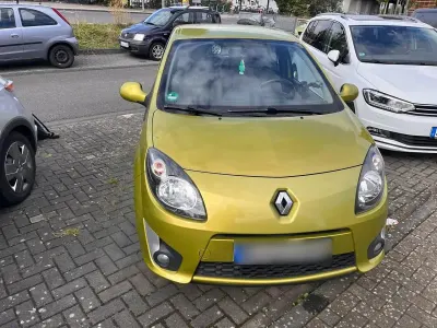 Gebraucht Renault Twingo 60 PS (44 kW) 2009 Grün Kleinwagen