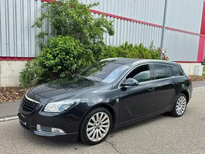 Gebraucht Opel Insignia OPC 160 PS (117 kW) 2012 Schwarz Kombi