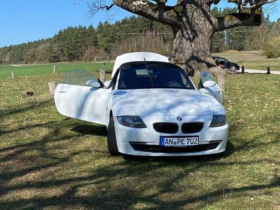 Weiß Gebraucht 2007 BMW Z4 Cabrio | 10.000 €