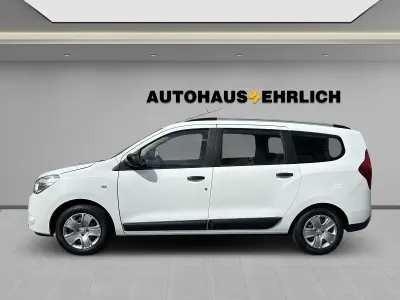 Gebraucht Dacia Lodgy Comfort 102 PS (75 kW) 2020 Andere (weiss) Van / Kleinbus
