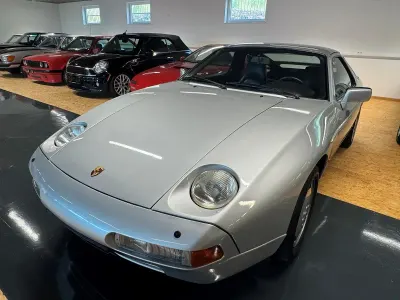 Gebraucht Porsche 928 320 PS (235 kW) 1988 Silber Coupé