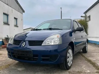 Gebraucht Renault Clio II 58 PS (42 kW) 2007 Blau Kleinwagen