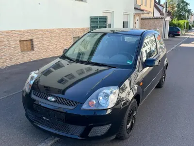 Usata Ford Fiesta 80 CV (58 kW) 2008 Nero Utilitaria