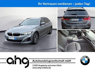 Grau Gebraucht 2022 BMW 320e Sport Line Kombi | 29.960 € (Fairer Preis)