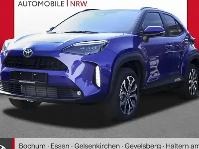 Neu Toyota Yaris Cross 130 PS (95 kW) 2026 Blau SUV