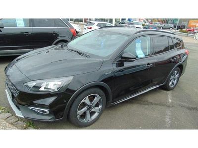 Gebraucht Ford Focus 125 PS (91 kW) 2020 Agate black (metallic) Kombi