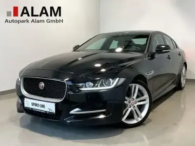 Gebraucht Jaguar XE R-Sport 301 PS (221 kW) 2018 Schwarz Limousine