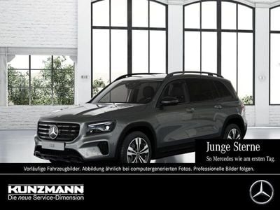 Mercedes GLB220