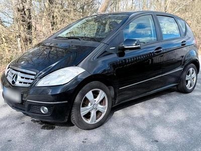 Gebraucht Mercedes A180 Avantgarde 109 PS (80 kW) 2010 Schwarz Kleinwagen