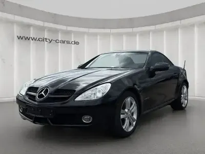 Gebraucht Mercedes SLK200 184 PS (135 kW) 2010 Schwarz Cabrio