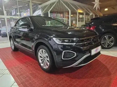 Second-hand VW T-Roc Style 150 CP (110 kW) 2023 Andere SUV