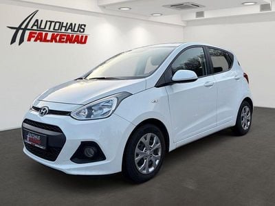 Gebraucht Hyundai i10 Style 87 PS (63 kW) 2016 Weiß Kleinwagen