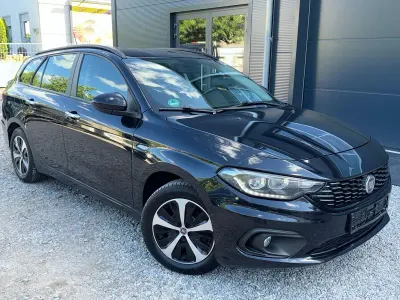 Gebraucht Fiat Tipo Mirror 120 PS (88 kW) 2016 Blau Limousine