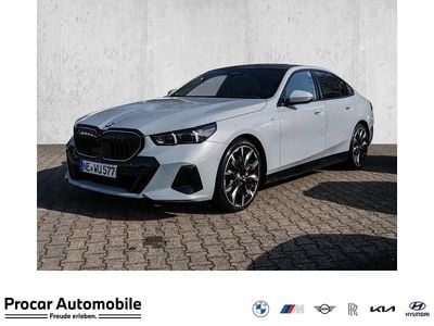 Gebraucht BMW 540 M Sport 303 PS (222 kW) 2025 Grau Limousine
