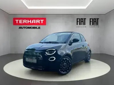 Gebraucht Fiat 500e La Prima 86 kW (118 PS) 2022 Onyx schwarz) (schwarz Kleinwagen