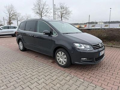 Second-hand VW Sharan Highline 177 CP (130 kW) 2019 Gri Monovolum