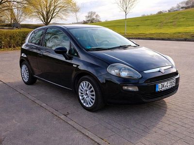 Gebraucht Fiat Punto Pop 77 PS (56 kW) 2012 Schwarz Kleinwagen