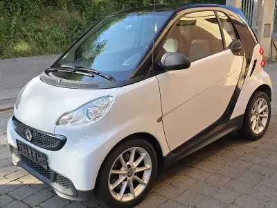Gebraucht Smart ForTwo Coupé Pure 71 PS (52 kW) 2012 Weiß Coupé
