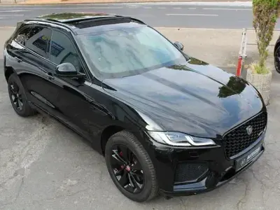 Gebraucht Jaguar F-Pace R-Dynamic 250 PS (183 kW) 2022 Schwarz SUV