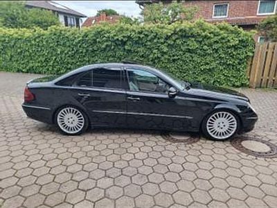 Mercedes E320