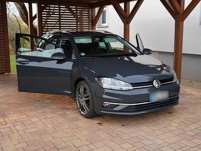 Gebraucht VW Golf VII Sound 150 PS (110 kW) 2017 Grau Kombi