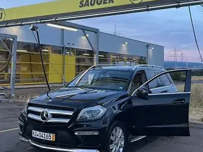 Gebraucht Mercedes GLS350 258 PS (189 kW) 2015 Schwarz SUV