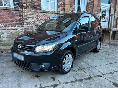 Usata VW Caddy 140 CV (102 kW) 2013 Nero Monovolume