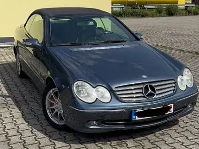 Gebraucht Mercedes CLK200 Avantgarde 163 PS (119 kW) 2005 Blau Cabrio