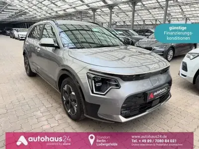 Używany Kia e-Niro Inspiration 150 kW (204 KM) 2024 Szary SUV