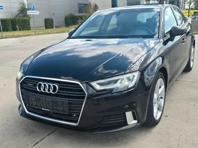 Gebraucht Audi A3 Sport 184 PS (135 kW) 2018 Schwarz Limousine