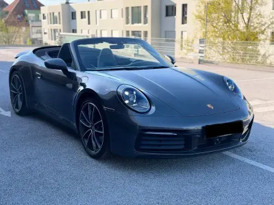 Usata Porsche 911 Carrera Cabriolet 385 CV (283 kW) 2022 Grigio Cabrio