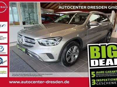 Gebraucht Mercedes GLC300e 320 PS (235 kW) 2020 Mojavesilber metalliclack SUV