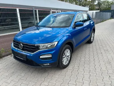 Używany VW T-Roc Basis 116 KM (85 kW) 2018 Niebieski SUV
