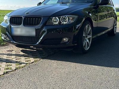 Usata BMW 320 177 CV (130 kW) 2008 Nero Station wagon