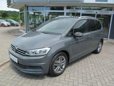 Gebraucht VW Touran United 150 PS (110 kW) 2021 Grau Van / Kleinbus