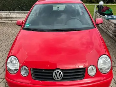 Gebraucht VW Polo Basis 75 PS (55 kW) 2002 Rot Kleinwagen