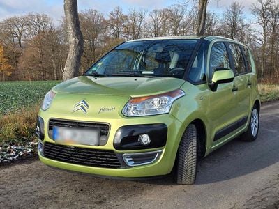 Grün Gebraucht 2009 Citroën C3 Picasso Van / Kleinbus | 2.800 € (Etwas zu teuer)